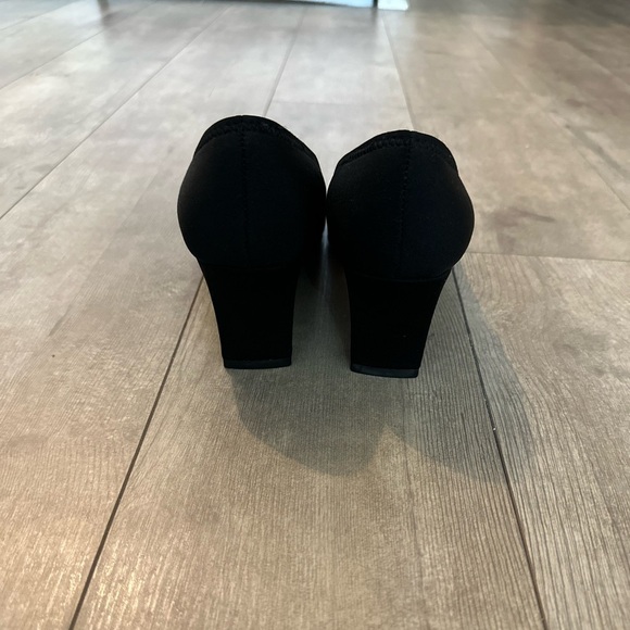 Easy Spirit Black Pumps women’s size 7.5 heels - Picture 6 of 9